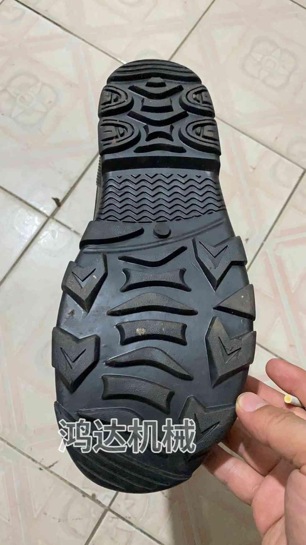 倒置式橡胶鞋模压成型机 5