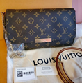 Louis Vuitton Favorite MM Monogram Crossbody Bag LV women handbag luxury design