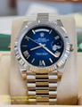 Rolex Day-Date 228239 Blue Ombré Dial 18k White Gold President Watch luxury men