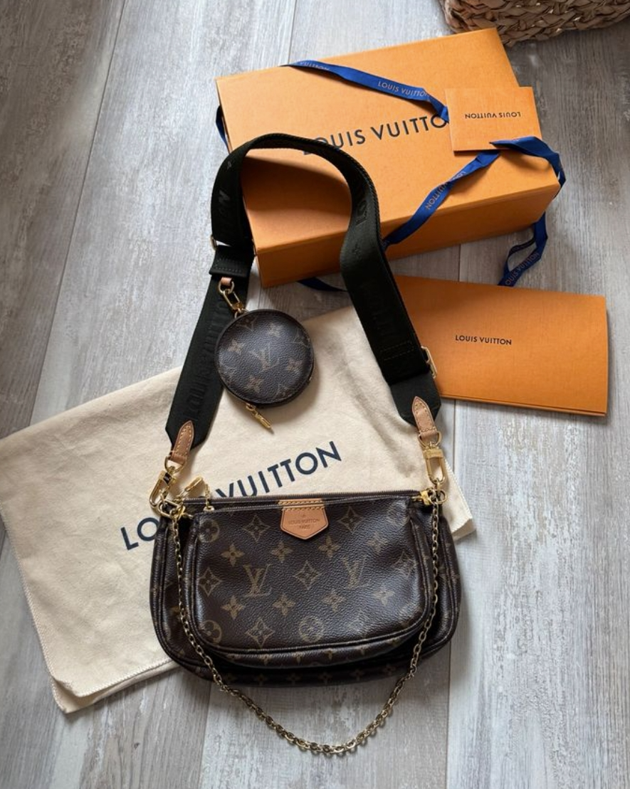 Louis Vuitton Multi Pochette Accessoires Monogram Canvas Fall/Winter Collection M44840, Rose Clair
