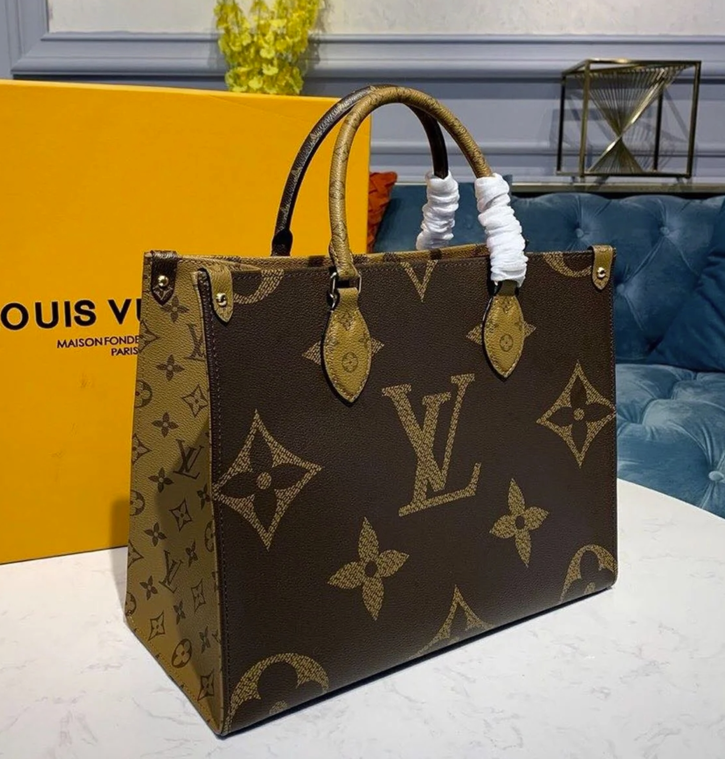 Louis Vuitton OnTheGo Bag 34cm Monogram Giant/Monogram Reverse Canvas Spring/Summer Collection M44577, Brown/Tan