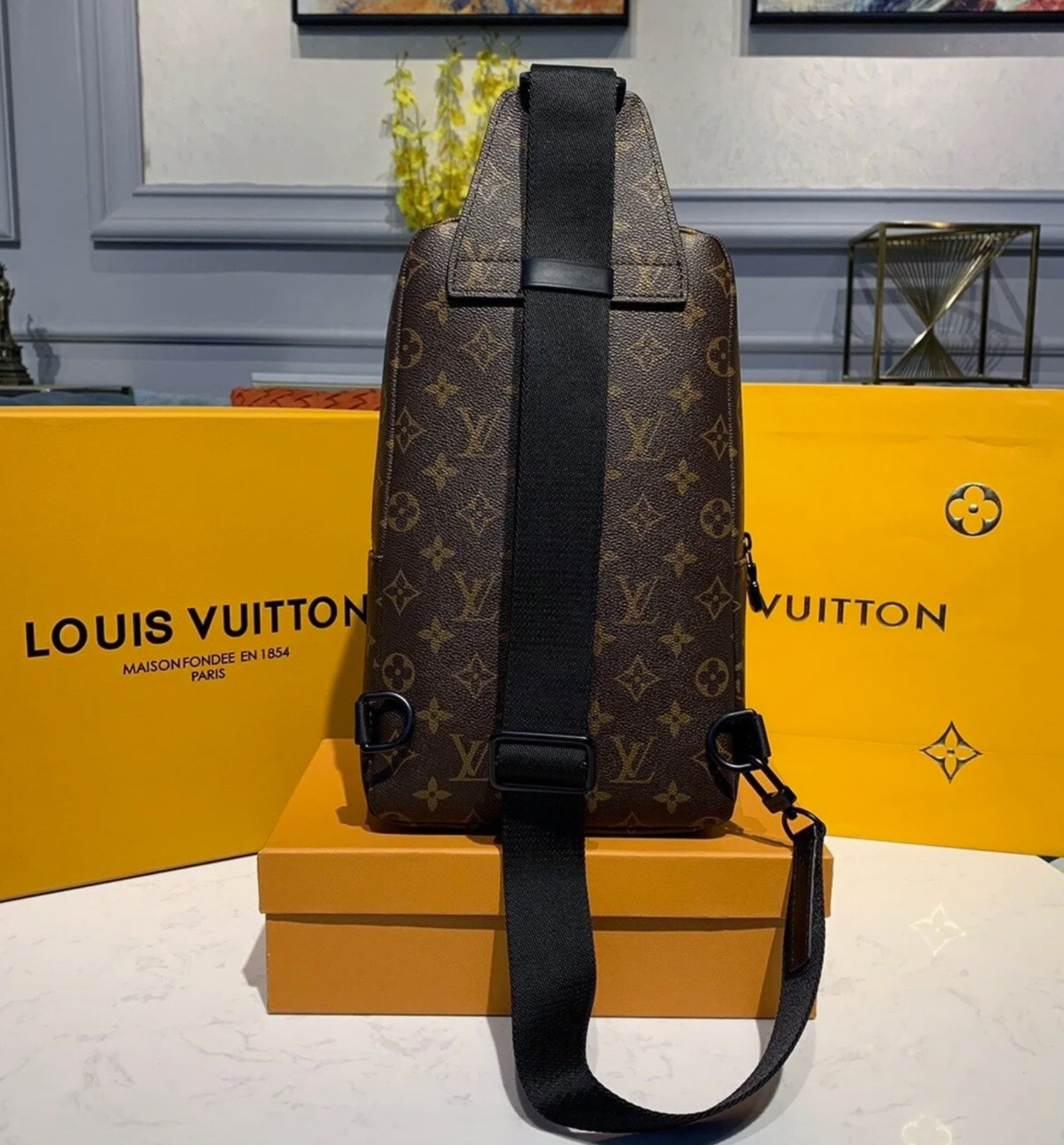 Louis Vuitton Avenue Sling Bag 32cm Monogram Canvas Spring Summer LV handbag bag