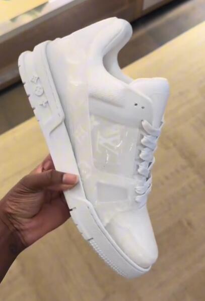 Black Men shoes Louis Vuitton 1AHDK8 LV Trainer Sneaker translucent PVC Monogram