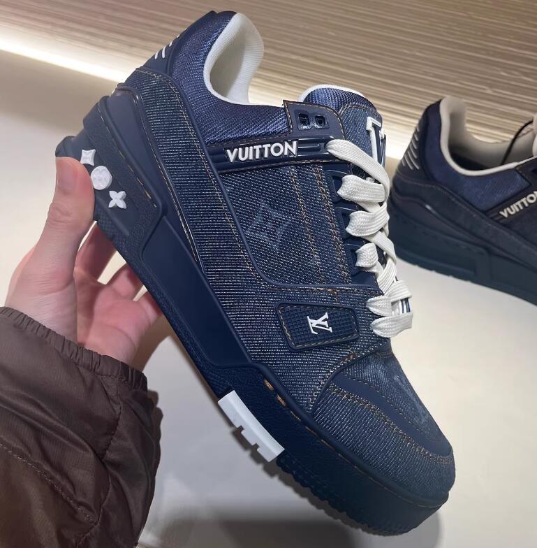 1AHT23 LV Trainer Sneaker Brown Louis Vuitton Virgil Abloh Monogram denim shoes