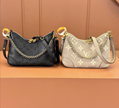 Louis Vuitton M46977 CUSTOMIZABLE Speedy Bandoulière 25 Monogram padlock LV bags
