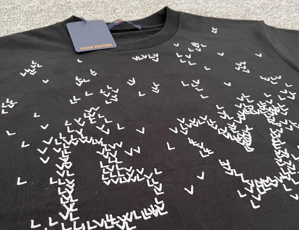 Louis Vuitton short sleeve Men Luxury fashion LV Tee cheap sale online LV man 