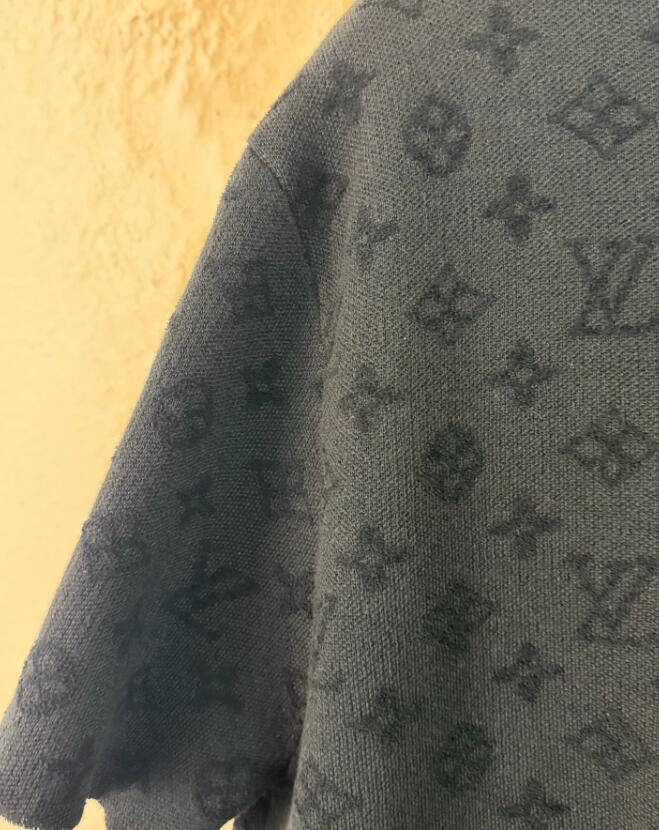 Louis Vuitton 1AHCMO Graphic Jacquard short-sleeved black knitted crewneck Monogram Men T-Shirt LV Tee