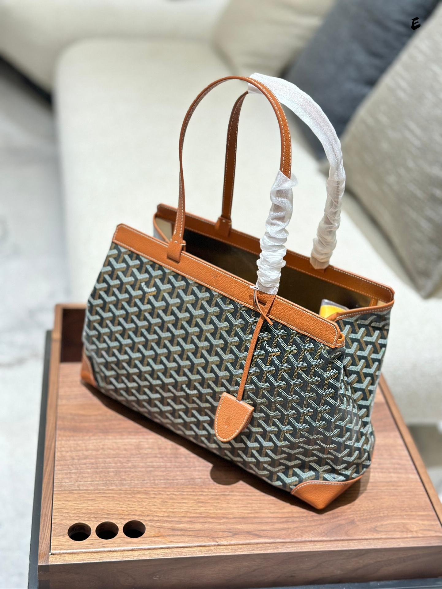 Goyard Goyardine Canvas Sand Bellechasse PM Bag open tote bags Biaude handbags