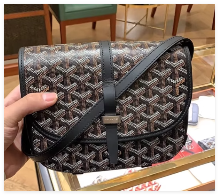 Goyard Coursier Messenger bag Sac messager Belvedere II en toile enduite handbag
