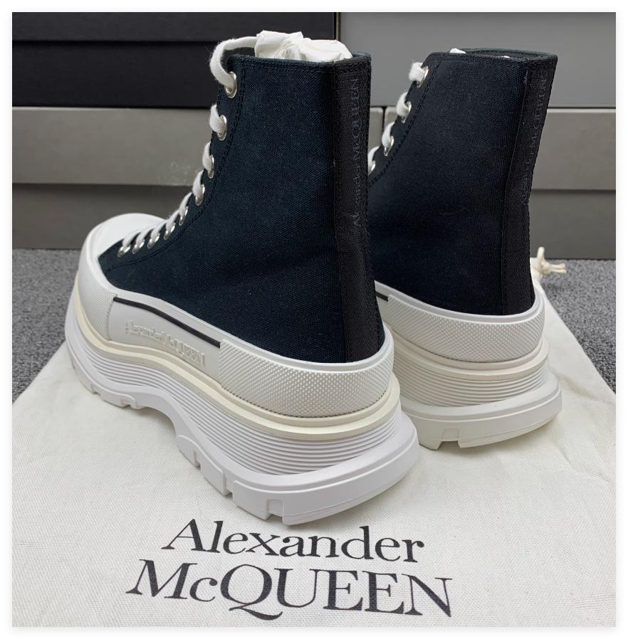 Alexander McQueen Women's Tread Slick canvas lace-up thick oversized Men sneaker shoes