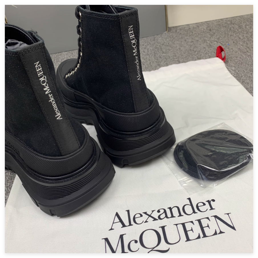 Alexander McQueen Women's Tread Slick canvas lace-up thick oversized Men sneaker shoes