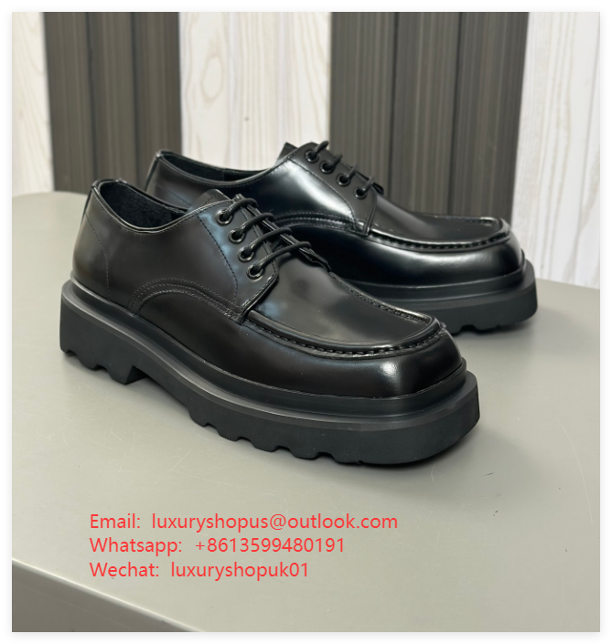 Dolce & Gabbana Logo Plaque Square-Toe Loafers Men women leather dress shoes DG