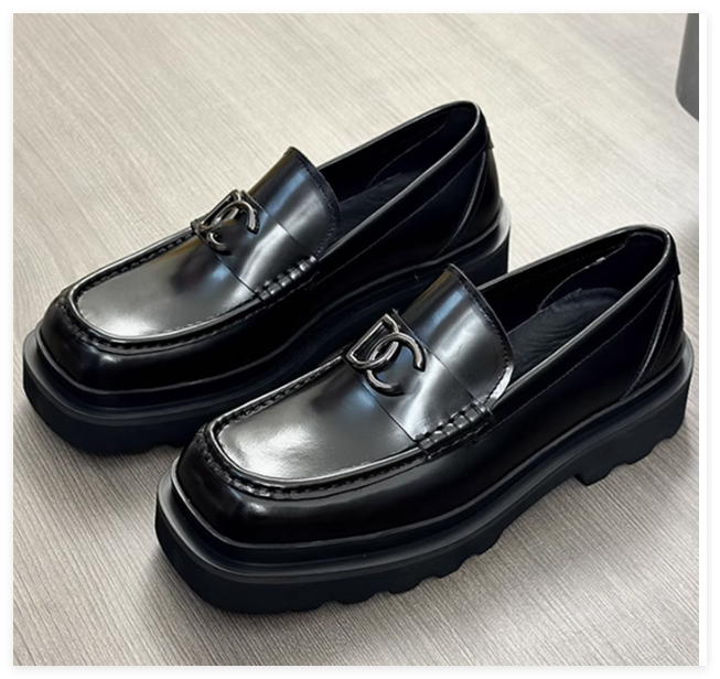 Dolce & Gabbana Logo Plaque Square-Toe Loafers Men women leather dress shoes DG