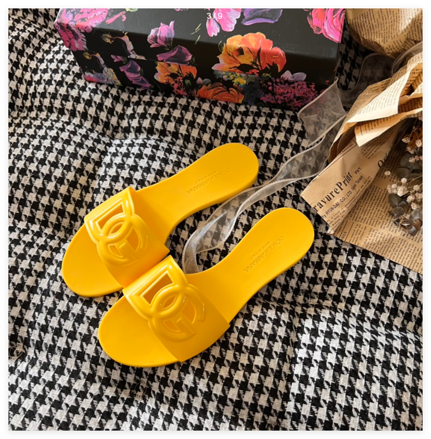 Dolce & Gabbana DG Cut-Out Detailed Slides Women design luxury summer DG sandals