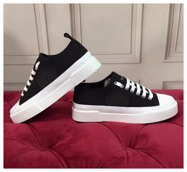 Dolce & Gabbana logo-print low-top sneakers White men women fashion design shoes