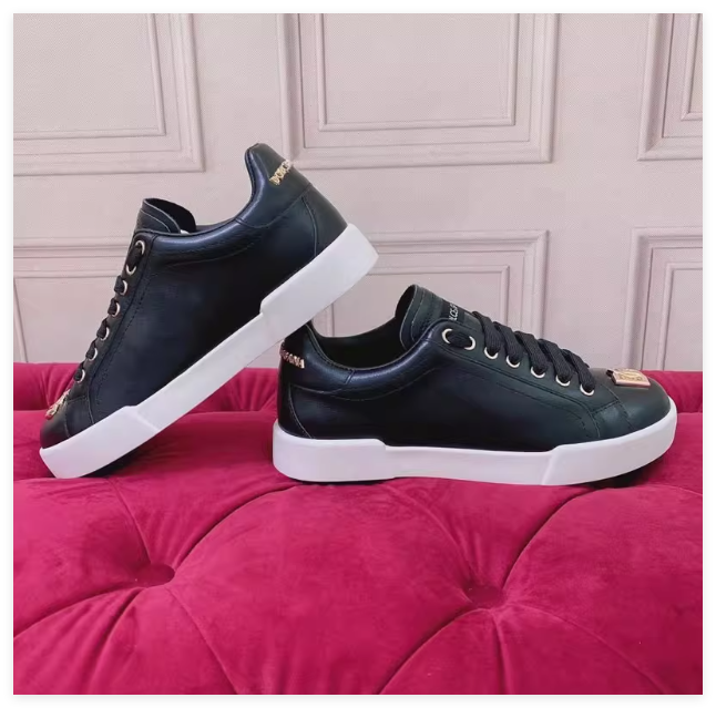 Dolce & Gabbana logo-print low-top sneakers White men women fashion design shoes