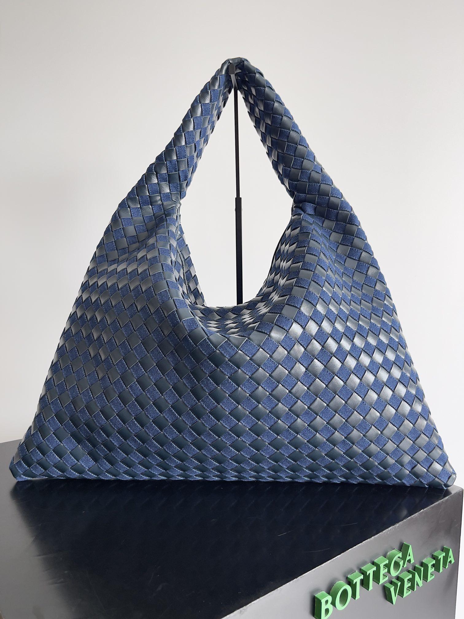 Bottega Veneta Hop Large Denim And Leather Tote Bag Intrecciato woven handbag