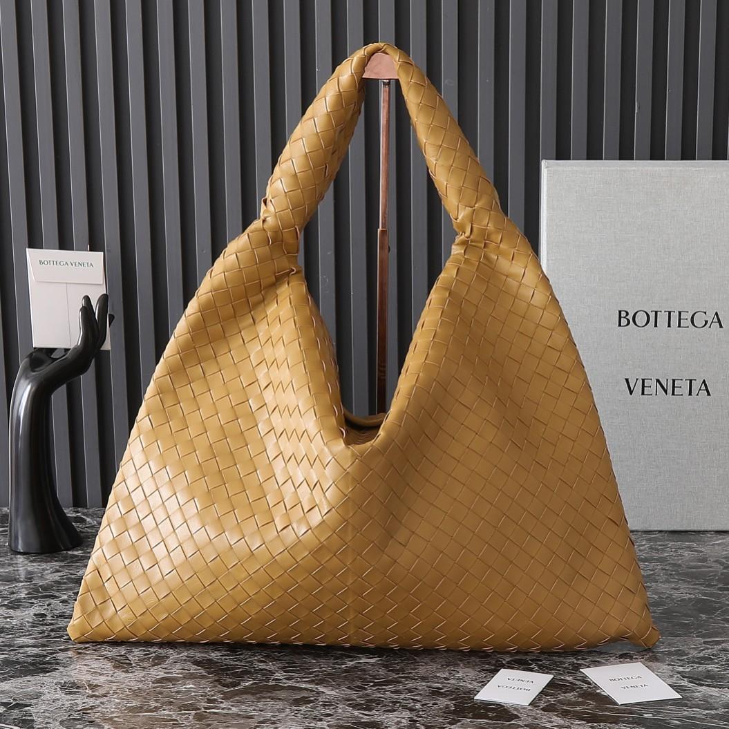Bottega Veneta Hop Intrecciato Large leather tote bag shop design handbag cheap 