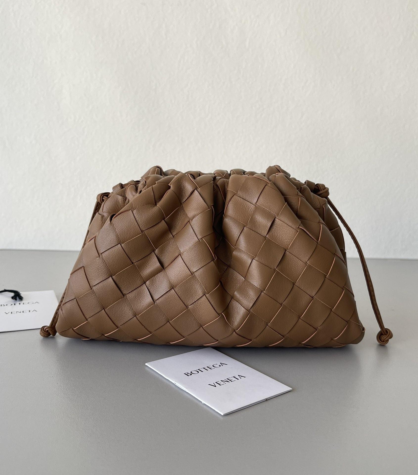 Bottega Veneta Mini Pouch Clutch Intrecciato woven grained lambskin shoulder strap handbag