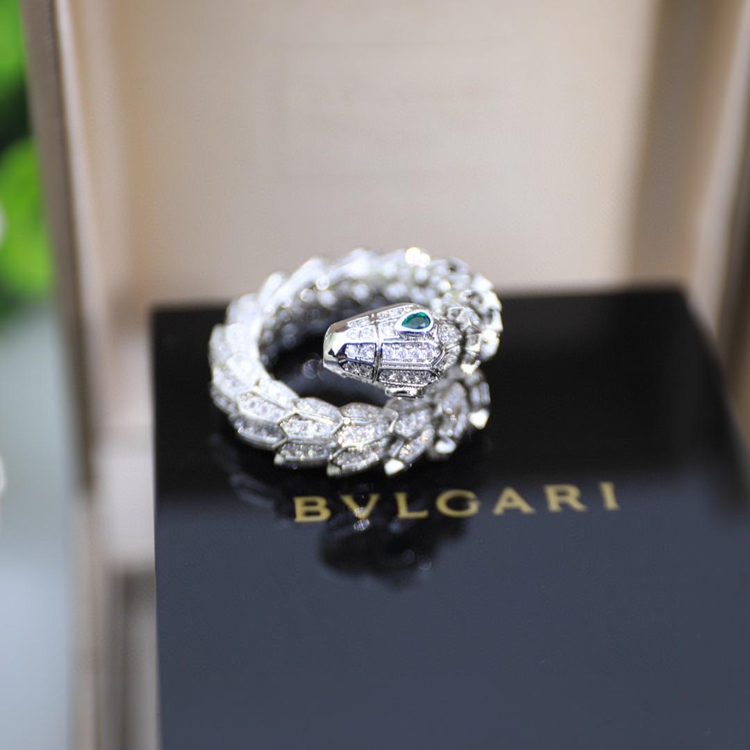Bvlgari  Serpenti Viper Ring White Gold Luxury design cheap Fashion Jewellery   Bvlgari Rings. Serpenti series. The Bvlgari Serpenti Viper ring white gold