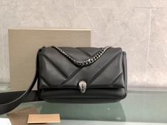         Serpenti Cabochon Maxi Chain Cross-Body Bag Women luxury handbag brand 