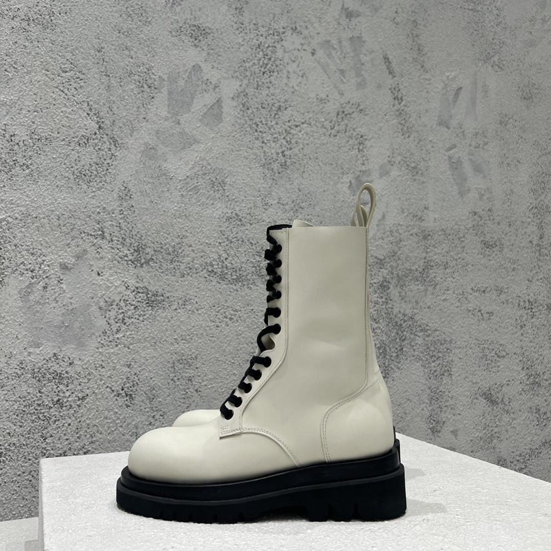 Bottega Veneta Lug Lace-Up Boot Military Calf Women Men luxury fashion design BV