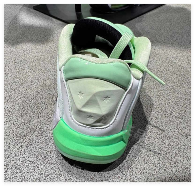 Luka 4 Space Navigator Basketball Shoes Trainers Men Women Fashion sneaker sale