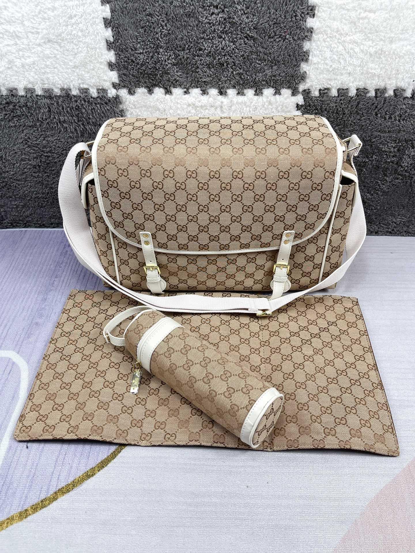 Gucci Soft GG Supreme Diaper Bag Canvas Baby Diaper Changing Bag Travel handbag 
