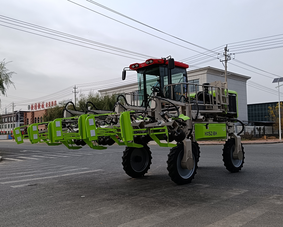  Huaxi self-propelled corn tassel removal machine manufacturer 1