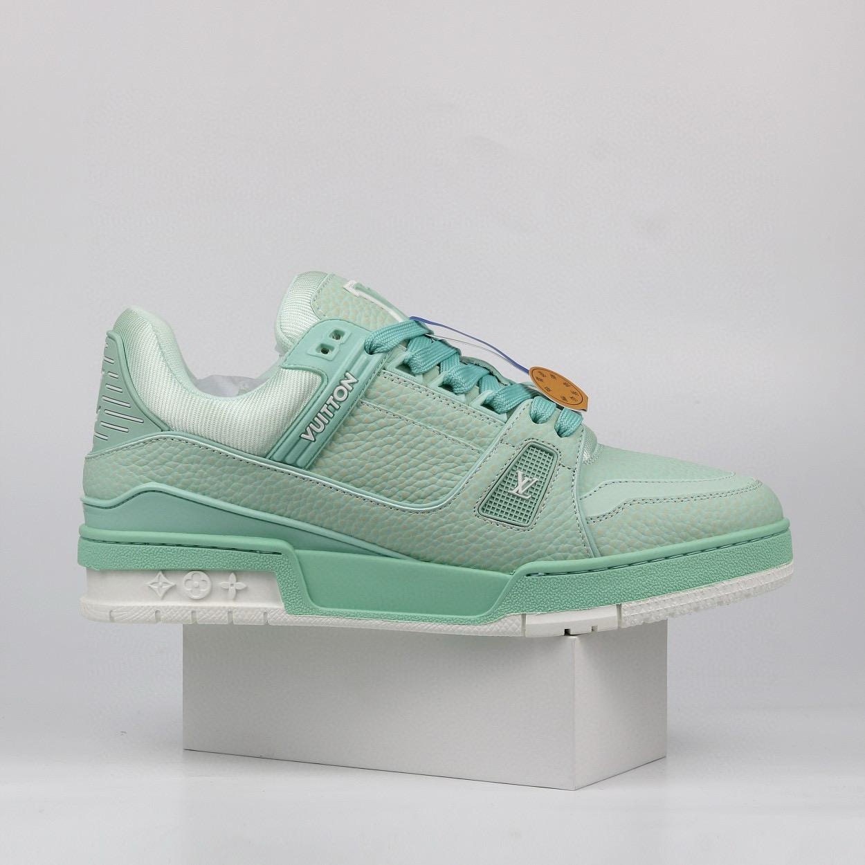 LV mens trainers
