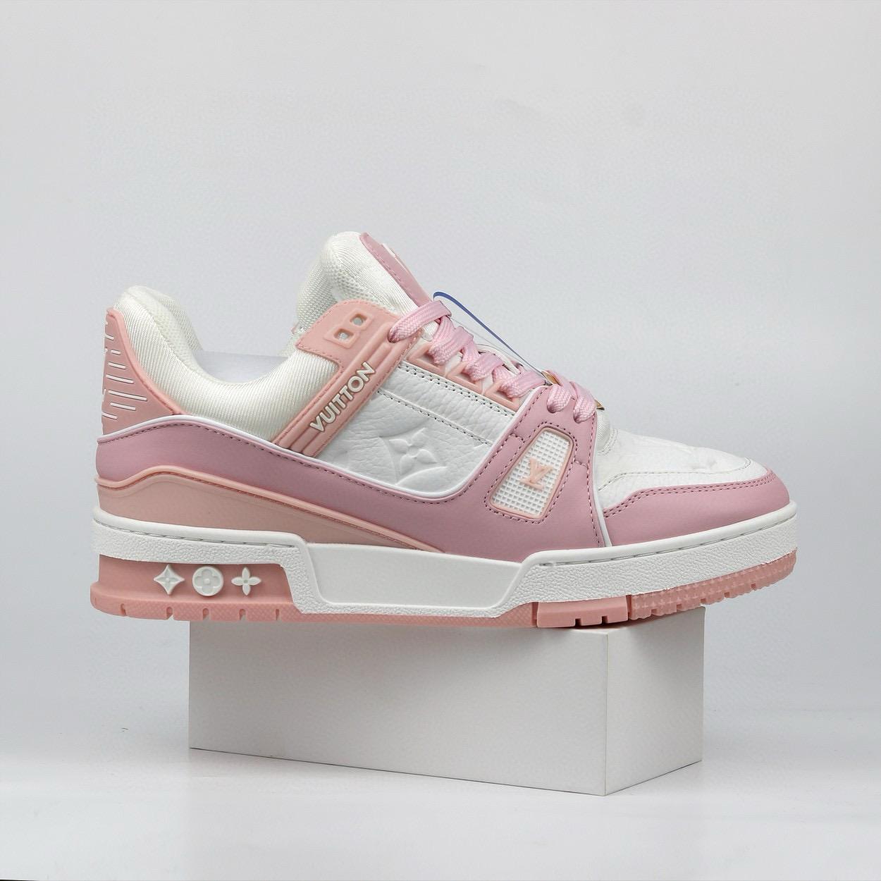 LV mens trainers