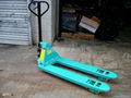 HAND PALLET TRUCK 2