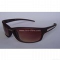 Sports Sunglasses for men and women with Metal Decoration on Temples 5