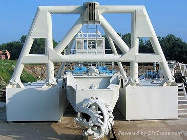 small dredge vessel small dredge vessel