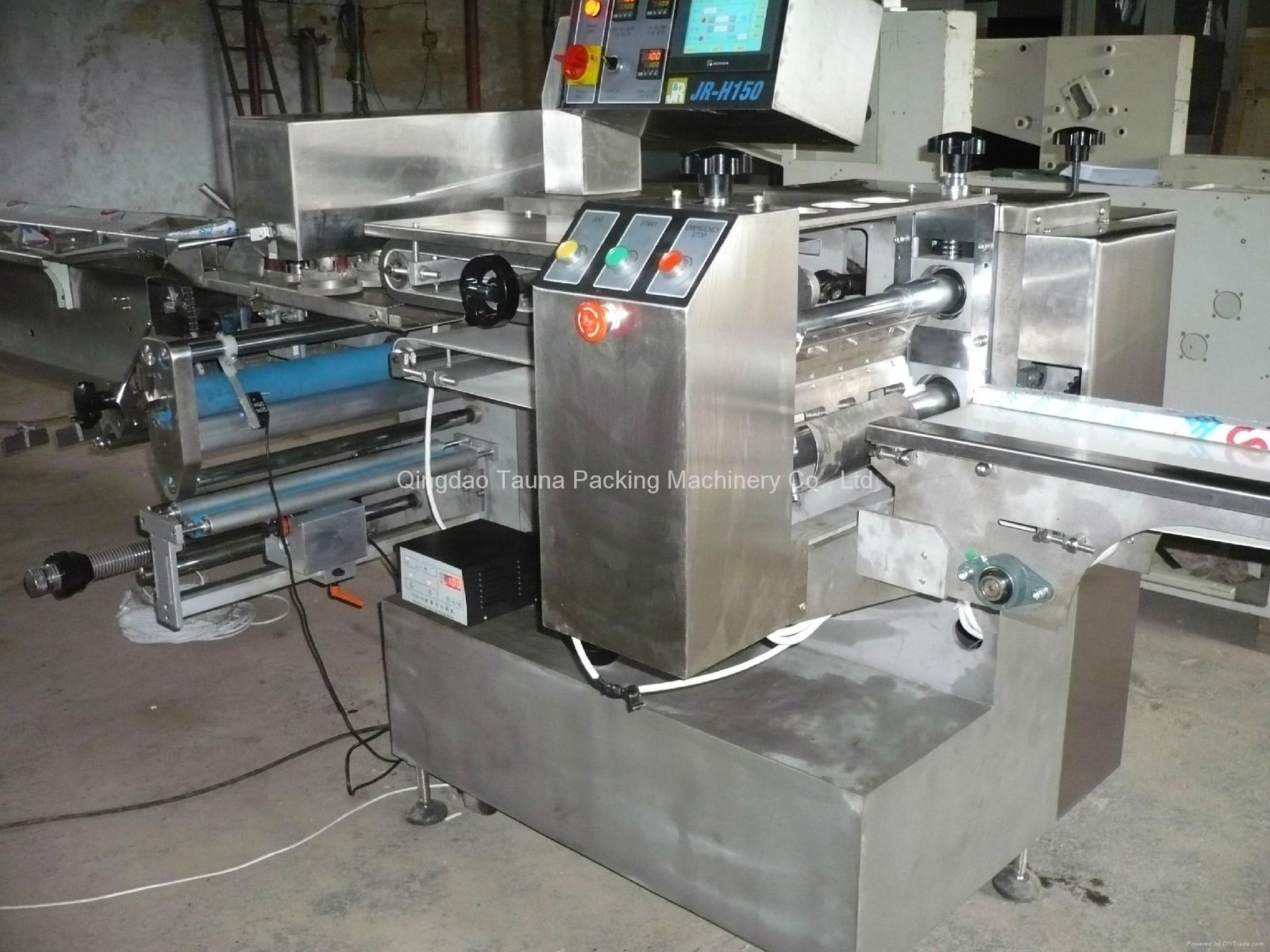 Stainless Steel flow packing machine 2