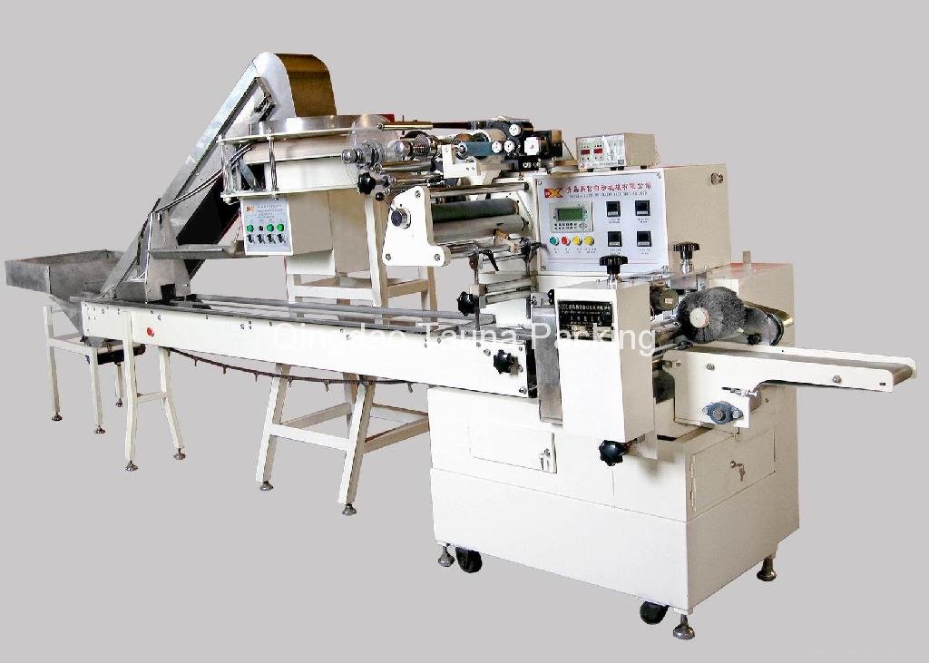 Syringe fully automatic pillow wrapping machine 2