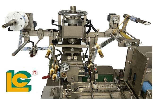 Automatic heat transfer machine for round pen 4
