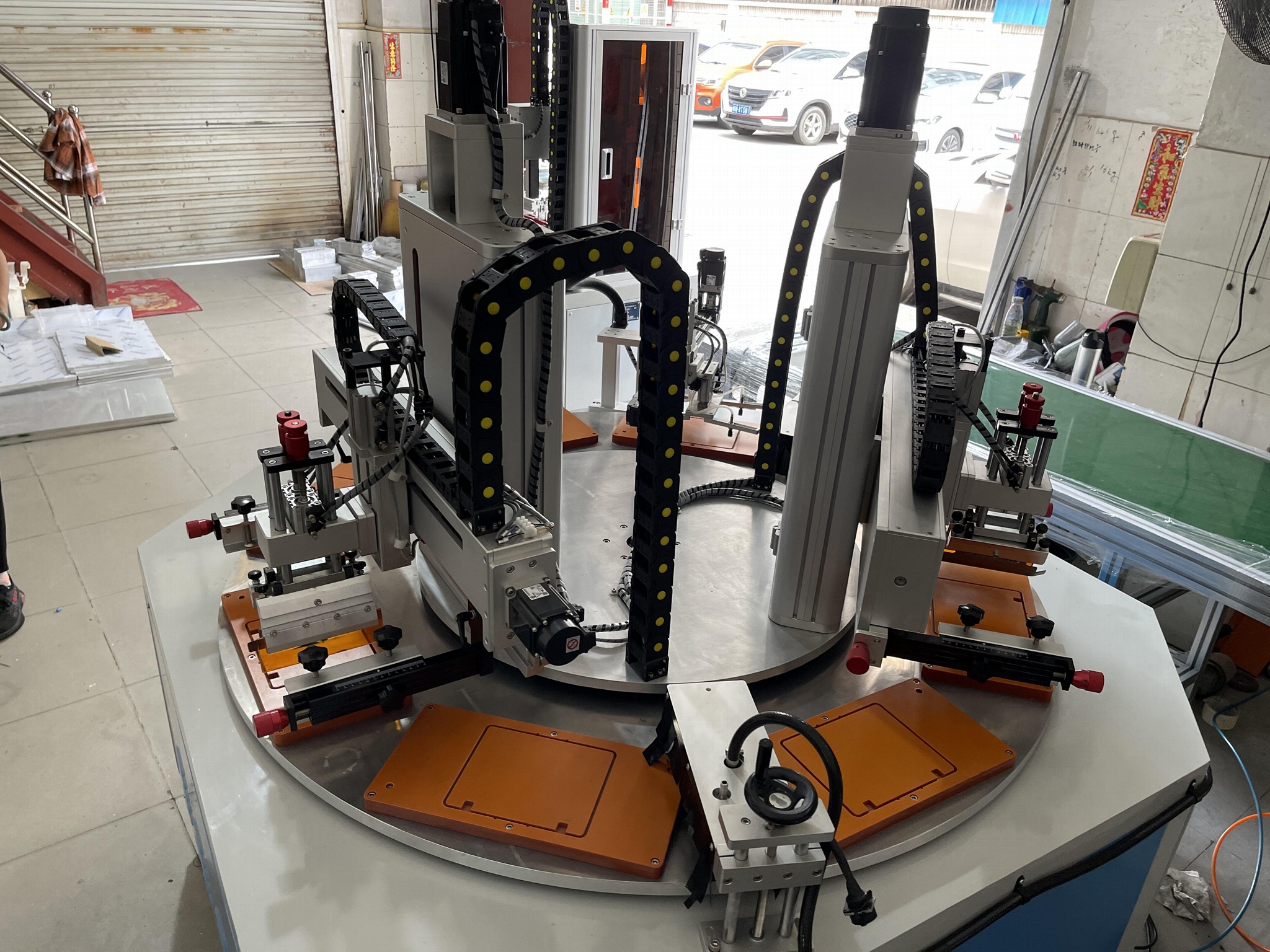 Two-color turntable flat screen printing machine 13