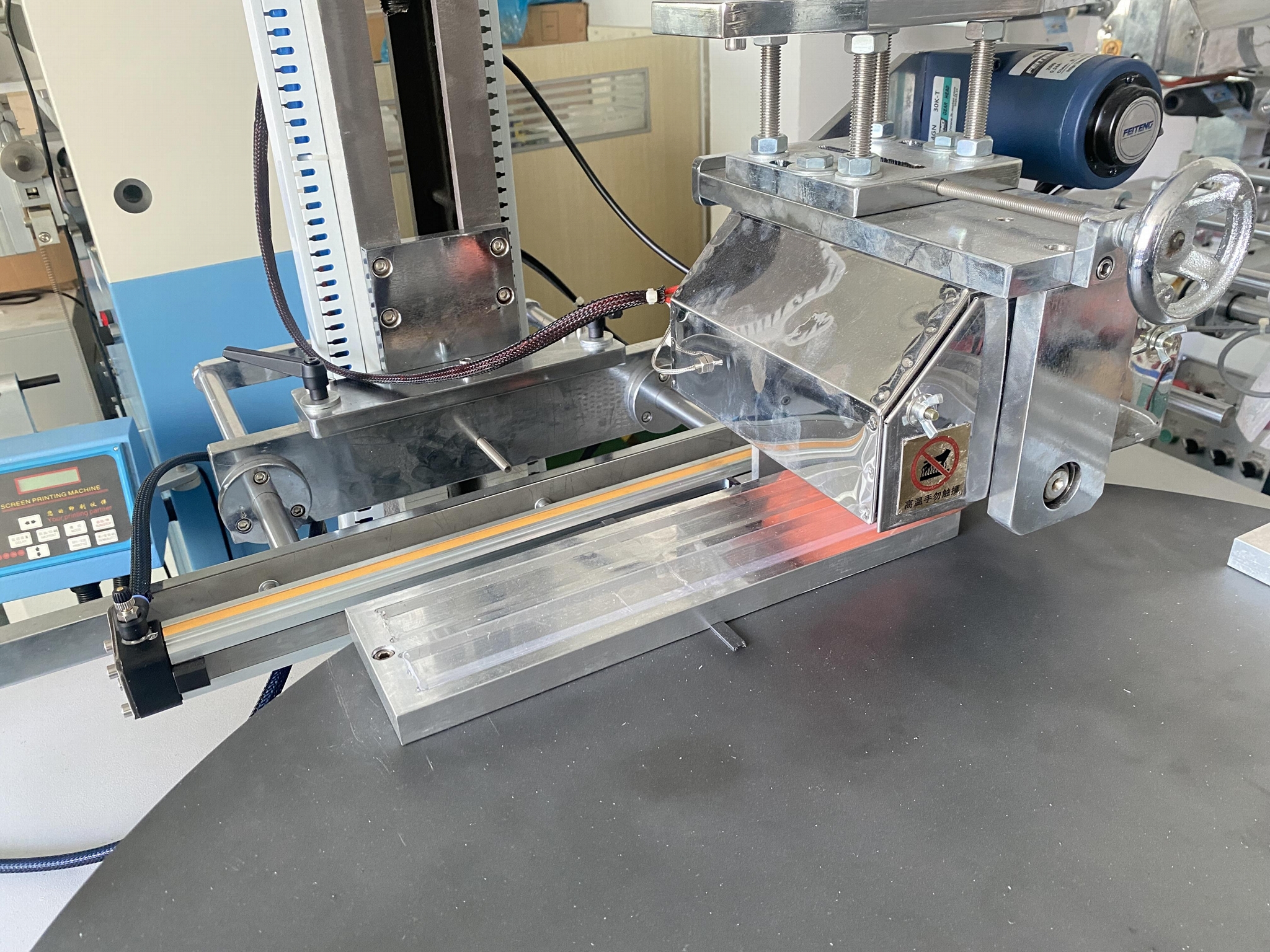 Automatic flat ruler heat transfer machine 3