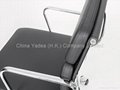 Eames softpad office group chair in aluminum