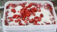 Frozen Strawberries in Sugar ,Frozen Strawberries with Sugar,slices/wholes
