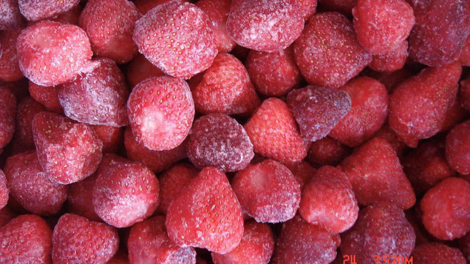 IQF Strawberries,Frozen Whole Strawberries,IQF Strawberry,American no.13 variety 3