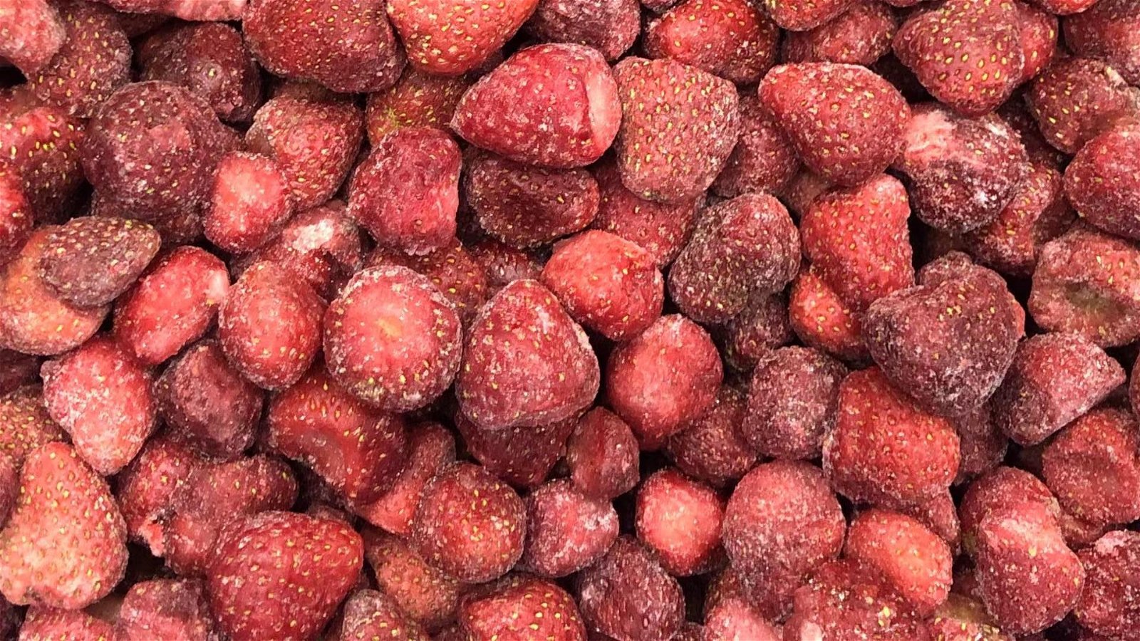 Frozen Strawberry Brokens,IQF Strawberry Brokens,jam quality,all red color 5