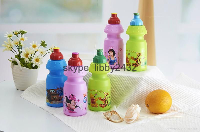 Disney approved colorful plastic children 3d water jug 