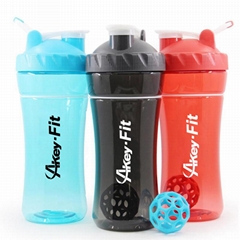 Tritan Shaker bottle with plastic ball