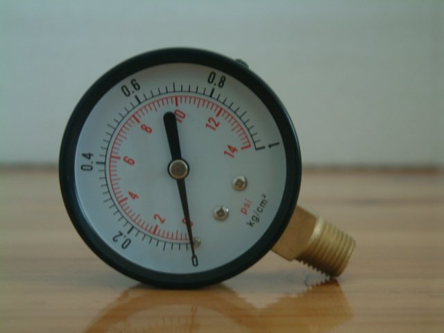 直立式气压表