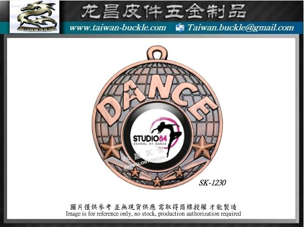 客制金属LOGO 运动吊牌 开发 设计 打样 制造