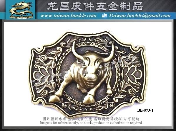Western cowboy gold and silver bull head belt buckle 4