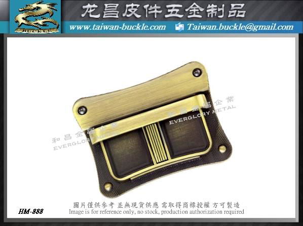 Manufacturing Backpack Metal Buckle Accessories Design mold 4