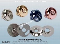 Zinc alloy magnet buckle